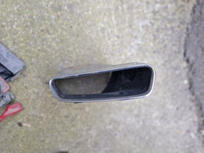 Ornament tobă finală st&amp;acirc;nga Audi A7 S7 2014 foto