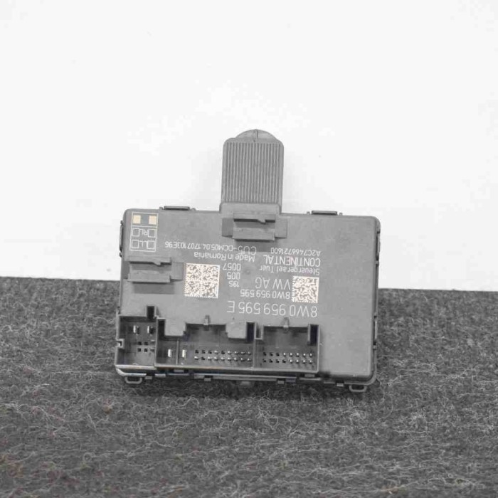 Modul de control ușă dreapta spate AUDI A4 Avant 8W5, B9 2017 OEM: 8W0959595E 3475516