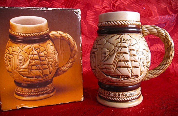 HALBA CERAMICA BRAZILIA - HALBA IN MINIATURA DECORATA CU VAPOARE 11 CM