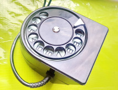 E567-RECEPTOR TELEFON VECHI BACHELITA BUTOANE LATERALE STARE BUNA. foto