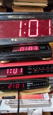 RADIO CU CEAS 4 BUCATI , UNIVERSUM UR 1010, OSKAR 7892 , AKAI AR250M ,KARMA RA 5021