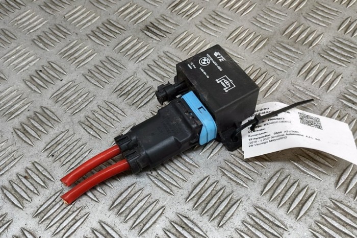 Releu ventilator de răcire BMW X5 G05 2022 OEM: 6836504 31263624