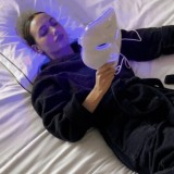 Masca Facială LED cu 7 Culori Albă pentru &Icirc;ngrijirea Pielii
