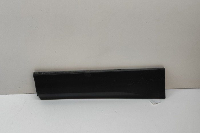 Bandou inferior ușă dreapta spate SKODA KAROQ NU7 2023 OEM: 57A854950C 30407511