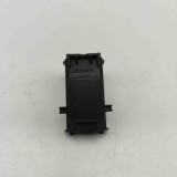 Buton geam ușă dreapta spate TOYOTA HILUX VIII Pick-up _N1_ 2019 OEM: 193324,84810-0D300 | 32404700