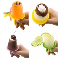 Set 4 forme pentru &icirc;nghetata cu maner, portii 6&times;8 cm, Perfect Home