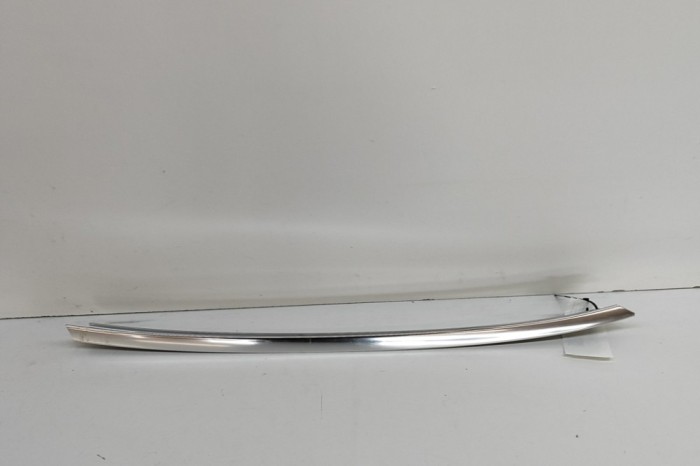 Ornament vertical parbriz dreapta BMW 6 Cabrio F12 2012 OEM: 7221308 | 29488000