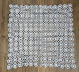 CENTRU DE MASA VINTAGE, CROSETAT MANUAL TIP MACRAME