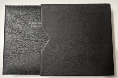 Clasor de timbre, 32 de pagini (16 coli) tip Leuchtturm cu etui negru