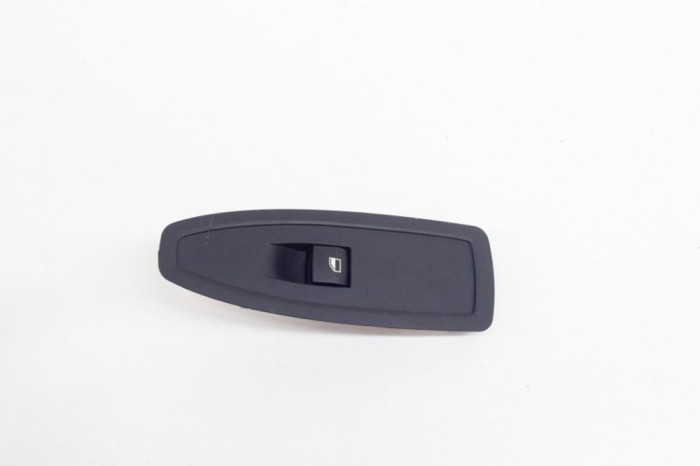 Buton geam ușă st&acirc;nga față BMW 3 F30, F80 2012 OEM: 7240421,9208107 14362219