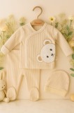 Costumas bebe crem din bumbac fin cu ursulet &ndash; 3 piese, confort si stil pentru