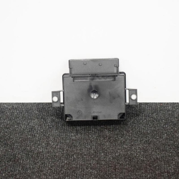 Unitate de control fr&acirc;nă de m&acirc;nă MERCEDES-BENZ SLK R172 2015 OEM: A2469003014 3624067