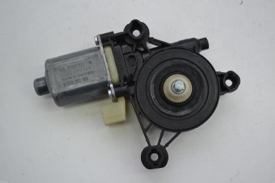 Motor macara geam ușă st&amp;acirc;nga față AUDI A3 8V1, 8VK 2012 OEM: S850202100 1386059 foto