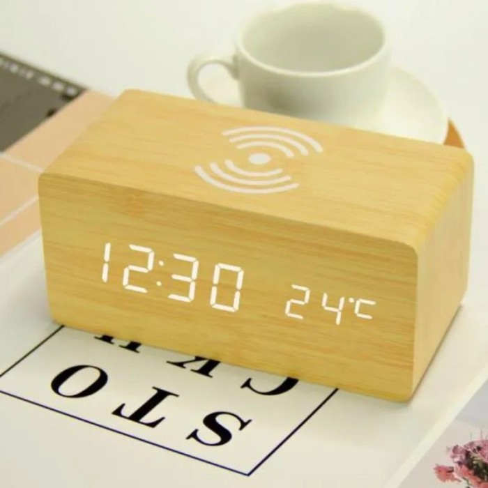Ceas LED, ceas desteptator digital cu afisaj modern, alarma si luminozitate ajustabila, incarcator wireless pentru smartphone