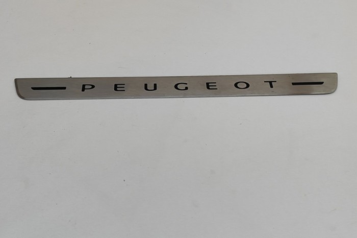 Ornament prag st&acirc;nga față PEUGEOT 208 II UB_, UP_, UW_, UJ_ 2020 OEM: 9828373080 21744511