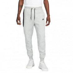 M Pantaloni Nike Tech Fleece JGGR