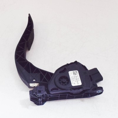 Pedala de accelerație AUDI Q5 8R 2014 OEM: 4H17235236PV009505 4091550 foto