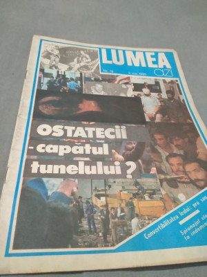 REVISTA LUMEA NR.18 / 3 MAI 1990 foto