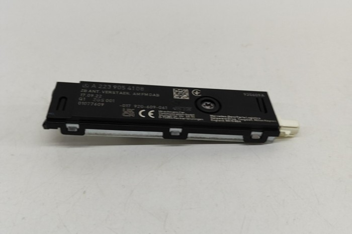 Amplificator de antena MERCEDES-BENZ EQV W447 2023 OEM: A2239054108,920-609-061 | 24972392