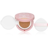essence BRIGHTEN UP! Cushion Foundation burete cu machiaj matifiant culoare 03 Beige 12 g