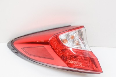 Lampa spate st&amp;acirc;nga TOYOTA C-HR _X1_ 2019 OEM: 81560-F4010-00,81560-F4010 11731873 foto