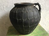 Arta / Traditie - Oala veche taraneasca cu toarta ,, imbracata ,, cu sarma zona moldovei / Moldova prima parte a sec XX model deosebit de colectie !