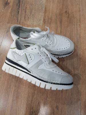 LICHIDARE STOC! Sneakers dama noi piele naturala handamade foarte usori 39,5 foto