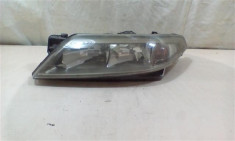 Far stanga Renault Laguna2 An 2002-2005 cod 8200002465, xenon foto