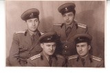 M1 A 41 - FOTO Fotografie foarte veche - GRUP DE militari - anii 1950, Militar