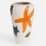 Vază Decorativă Ceramica Albă cu Stele de Mare și Scoici, CMCLASS