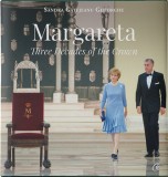 Cumpara ieftin Margareta. Three decades of the Crown. 1990-2020/Sandra Gatejeanu Gheorghe, Curtea Veche Publishing