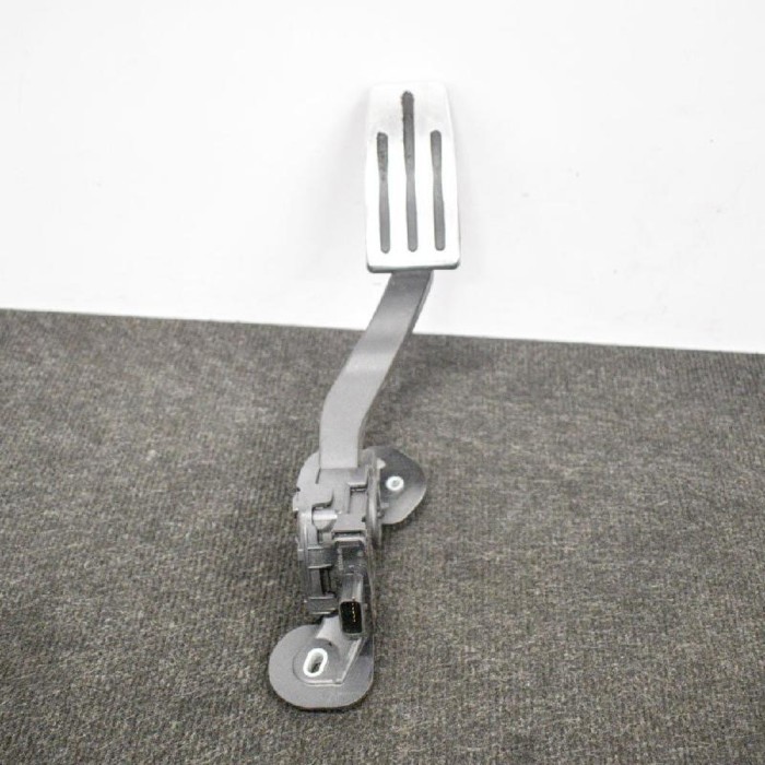 Pedala de accelerație TESLA MODEL X 2016 OEM: BE5C-9F836-AA 10044527