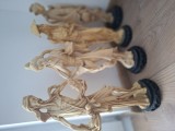 Statuiete asiatice rasina