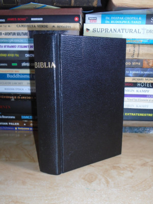 BIBLIA SAU SFANTA SCRIPTURA A VECHIULUI SI NOULUI TESTAMENT * CU TRIMITERI ~1992 foto