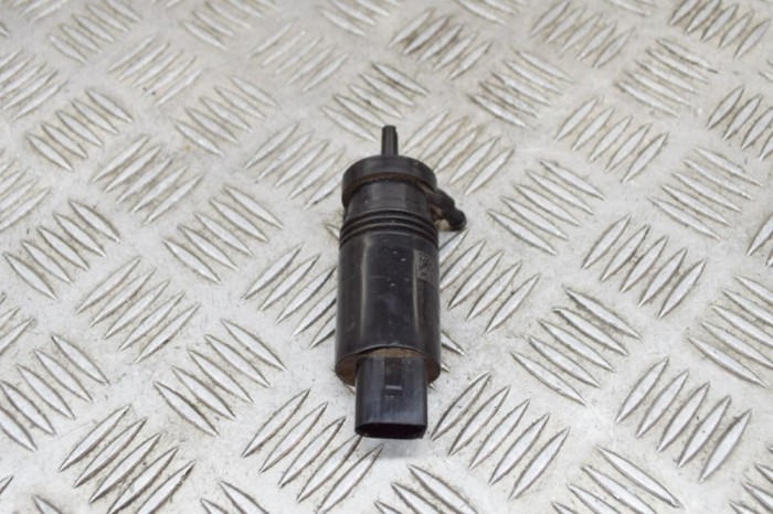 Motor rezervor lichid de parbriz TESLA MODEL Y 2021 OEM: 1110164-00-B 14828617