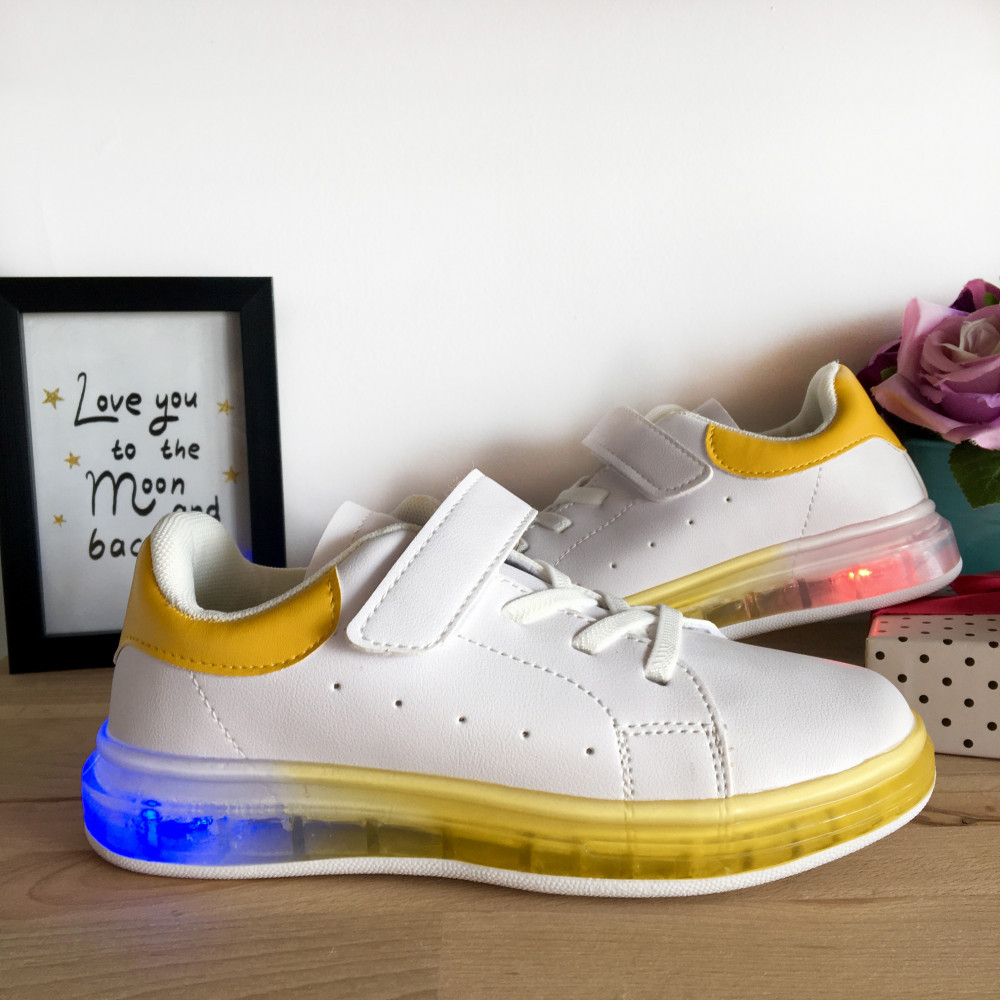 Adidasi albi cu lumini LED - pantofi sport pt fete / baieti 33 34 cod 0941,  Unisex | Okazii.ro