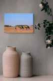 Tablou Canvas, "Caravana prin deșertul arid african", Deșert, Cămile, Soare, Oază, Albastru, Dune, Drumeție, Vegetație, 39 x 26 cm, CMCLASS