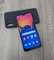 SAMSUNG A10 32gb Android 11 BONUS: Husa + Folie sticla + cablu incarcare 13mp foto