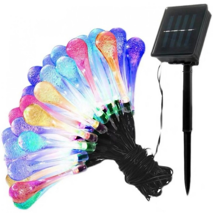 Instalatie solara 6 m, 28 led-uri cu ornament tip picatura de apa, liniara, fir negru, multicolor