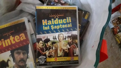 HAIDUCII LUI SAPTECAI , COLECTIA FLORIN PIERSIC . FILMELE ADEVARUL foto