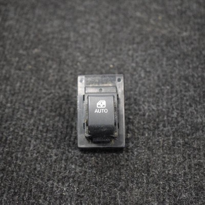 Buton geam ușă dreapta față KIA CEE\&amp;#039;D SW ED 2010 OEM: 93575-1H100 3696295 foto