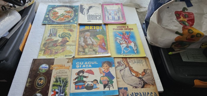 POVESTI , BASME ,ETC , LOT 9 BUCATI , PRET IEFTIN PENTRU TOT LOTUL .