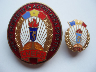 ROMANIA -INSIGNA Merite Deosebite in Activitatea Sportiva + INSIGNA UCFS, IM1.40 foto