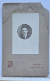 Cabinet card portret bărbat &ndash; Fotografia Rembrandt București&ndash;Sinaia c.1900