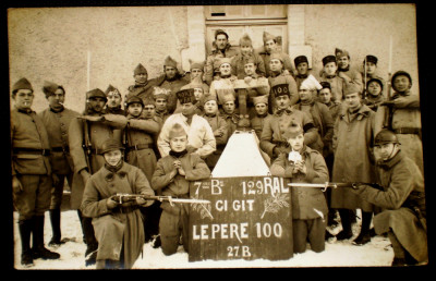 P.350 CP FOTOGRAFIE FRANTA MILITARI SOLDATI UM 129 foto