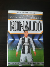 Carte : Cristiano Ronaldo - Matt &amp;amp; Tom Oldfield (in limba engleza) foto