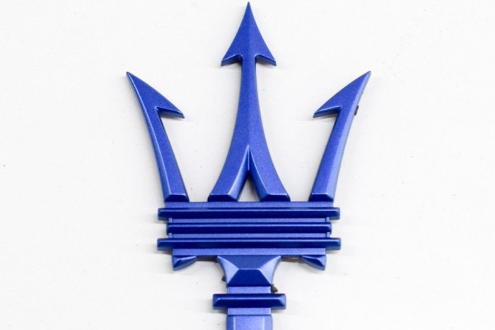 Emblema producător auto MASERATI LEVANTE SUV M161 2023 OEM: 6702152800 | 21249496