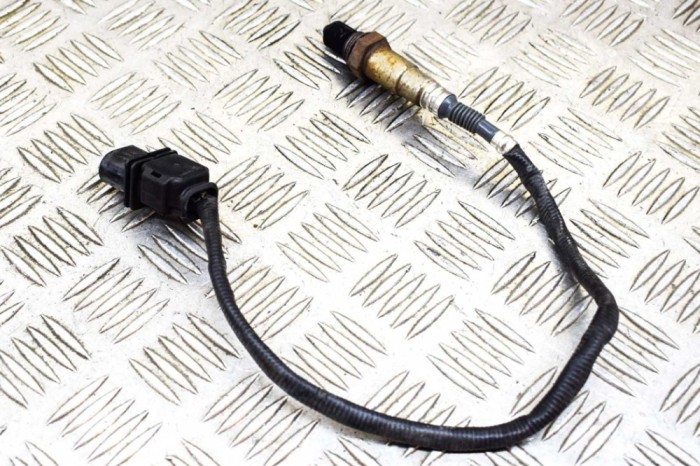 Sonda lambda BMW 3 F30, F80 2012 OEM: 7793825,0281004028 13815666