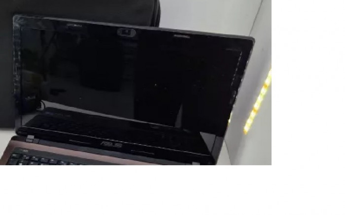 Display laptop Asus K53TA - SX079D