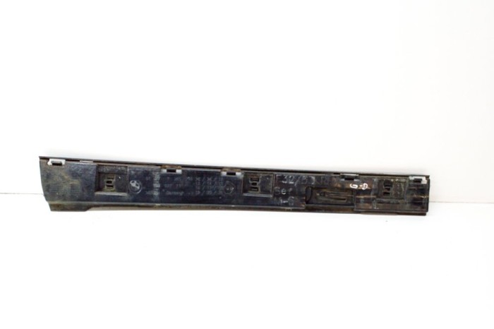 Suport prag lateral dreapta spate BMW 4 Coupe F32, F82 2016 OEM: 7285796 12550917